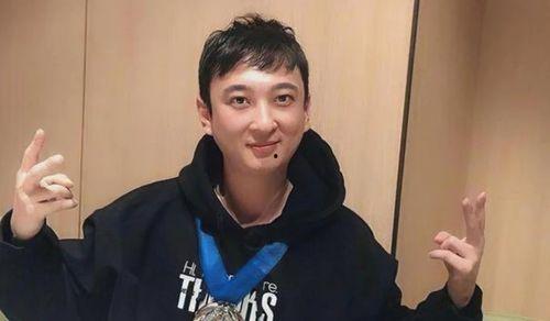 吃瓜事件网红,揭秘吃瓜网红背后的故事