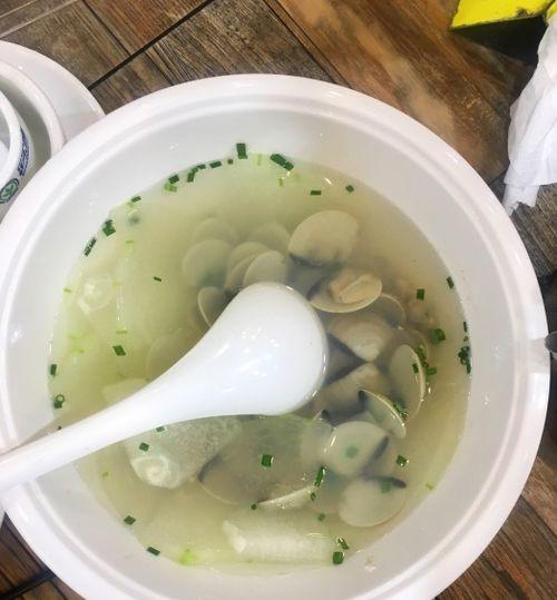 三亚的吃瓜网红都有谁,揭秘热带海滨的“瓜王”们