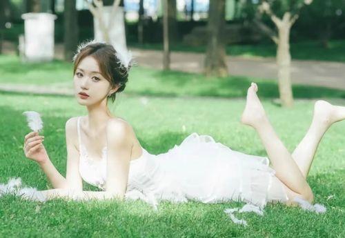 吃瓜视频网红美女是谁啊,吃瓜视频界当红美女网红是谁？