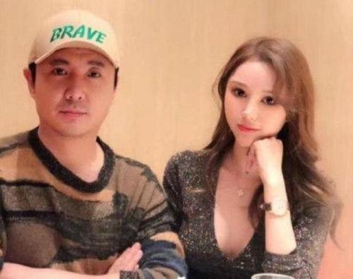 安吉网红吃瓜事件