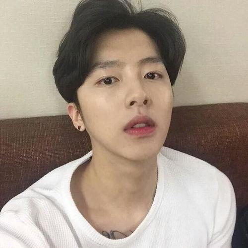 吃瓜网红照片头像可爱男,吃瓜网红的可爱男生头像揭秘