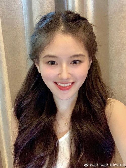 吃瓜网红故事,网红吃瓜背后的故事揭秘